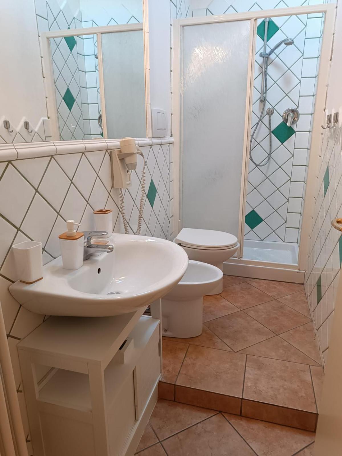 Int 4 - Suite Edoardo By Residence San Luca بولونيا المظهر الخارجي الصورة